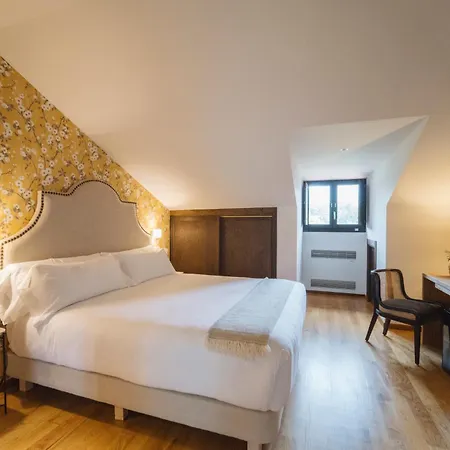 Palacio De Arriba 4* Mieres (Asturias)