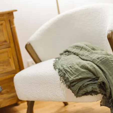 Palacio De Arriba 酒店 米耶雷斯