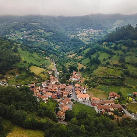 Palacio De Arriba 酒店