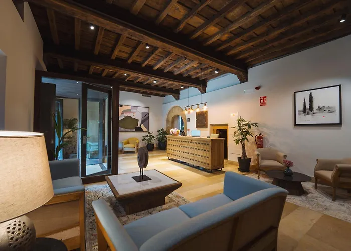 Palacio De Arriba 4*