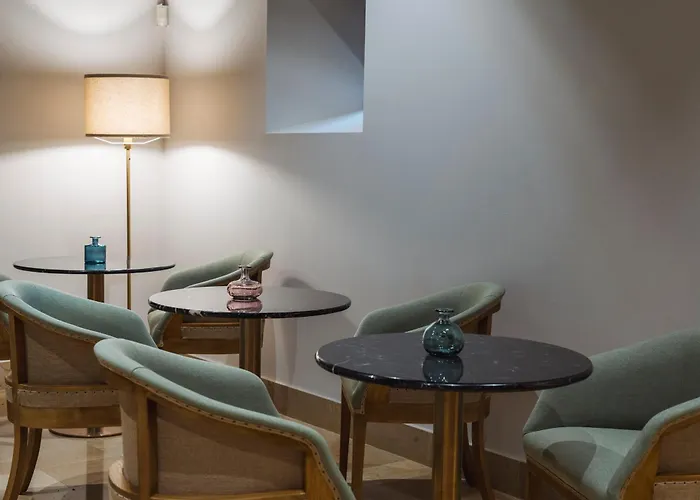 Palacio De Arriba Hotel