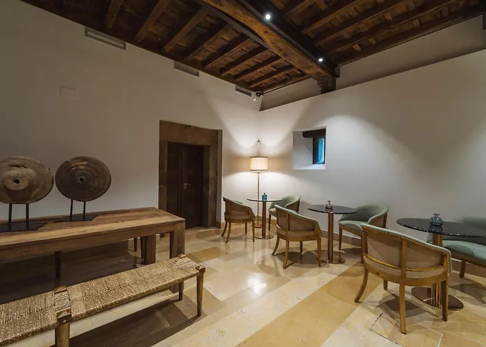 Hotel Palacio De Arriba 4*