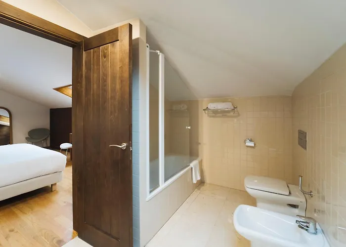 Palacio De Arriba Mieres (Asturias)