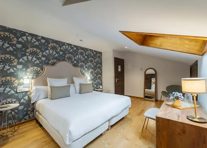 Palacio De Arriba Hotel 4*